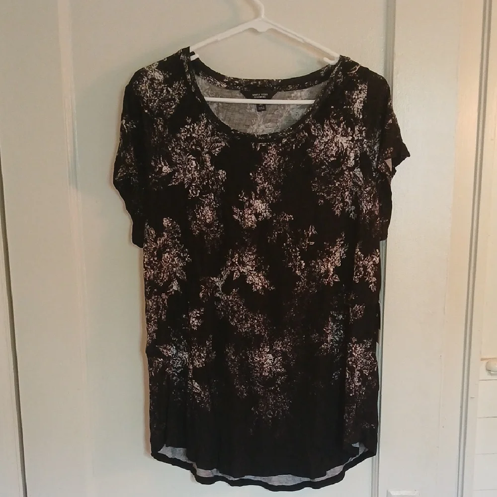 Simply Vera Vera Wang Black Print Short Sleeve Tee - Picture 1 of 11